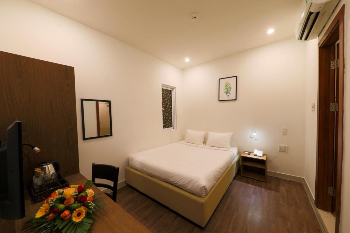 Vitalis Riverside Hotel Da Nang Exterior foto