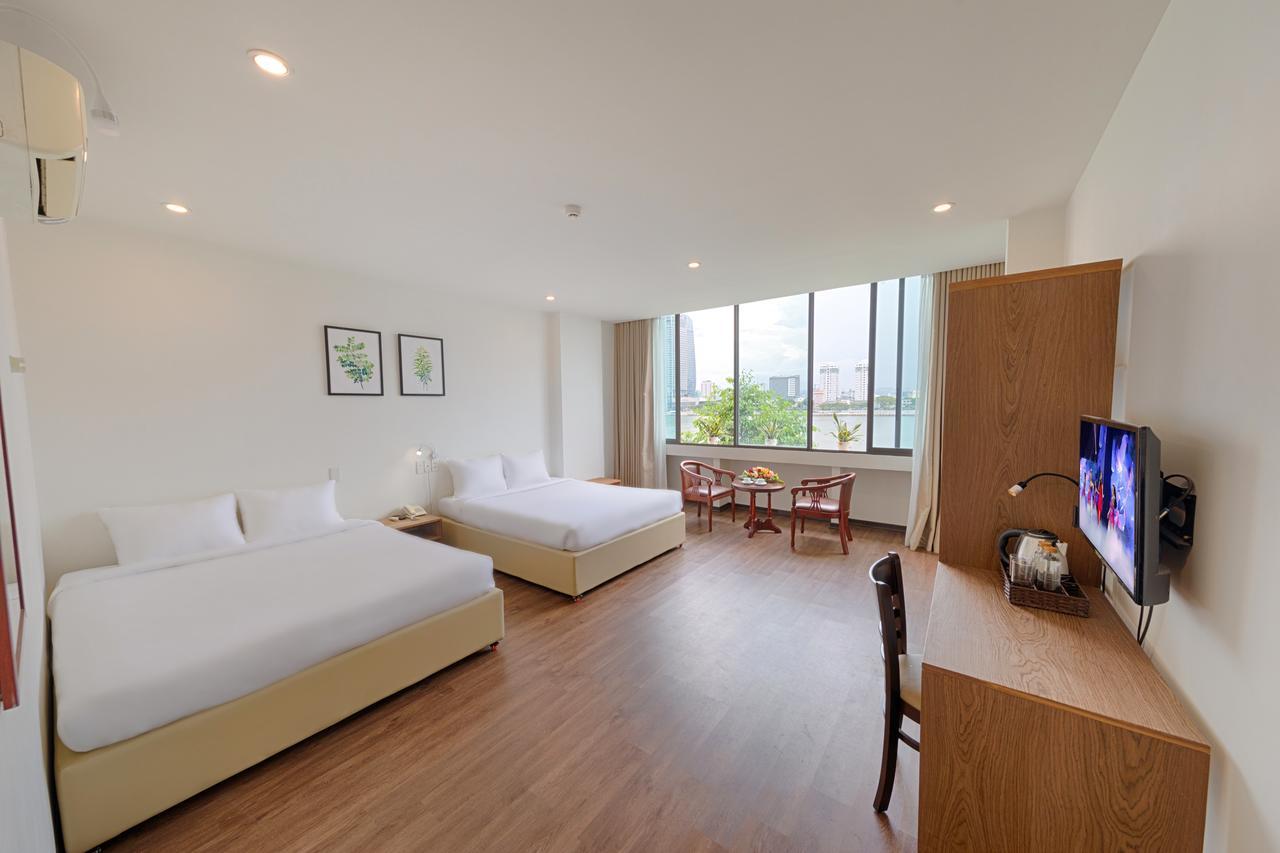 Vitalis Riverside Hotel Da Nang Exterior foto